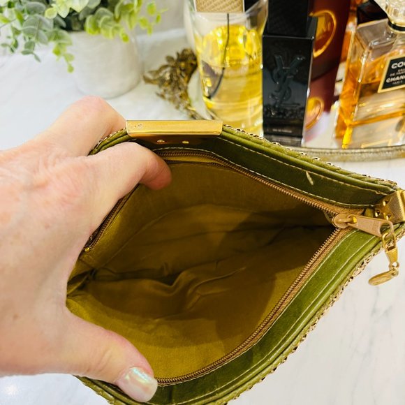 ❌SOLD❌VTG gold mesh evening puse - Picture 6 of 13